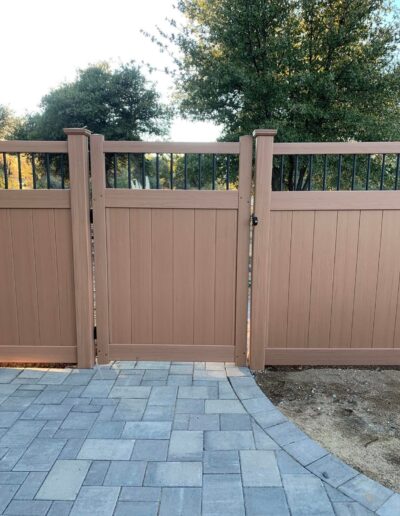 Prescott Fence offers vinyl privacy fence